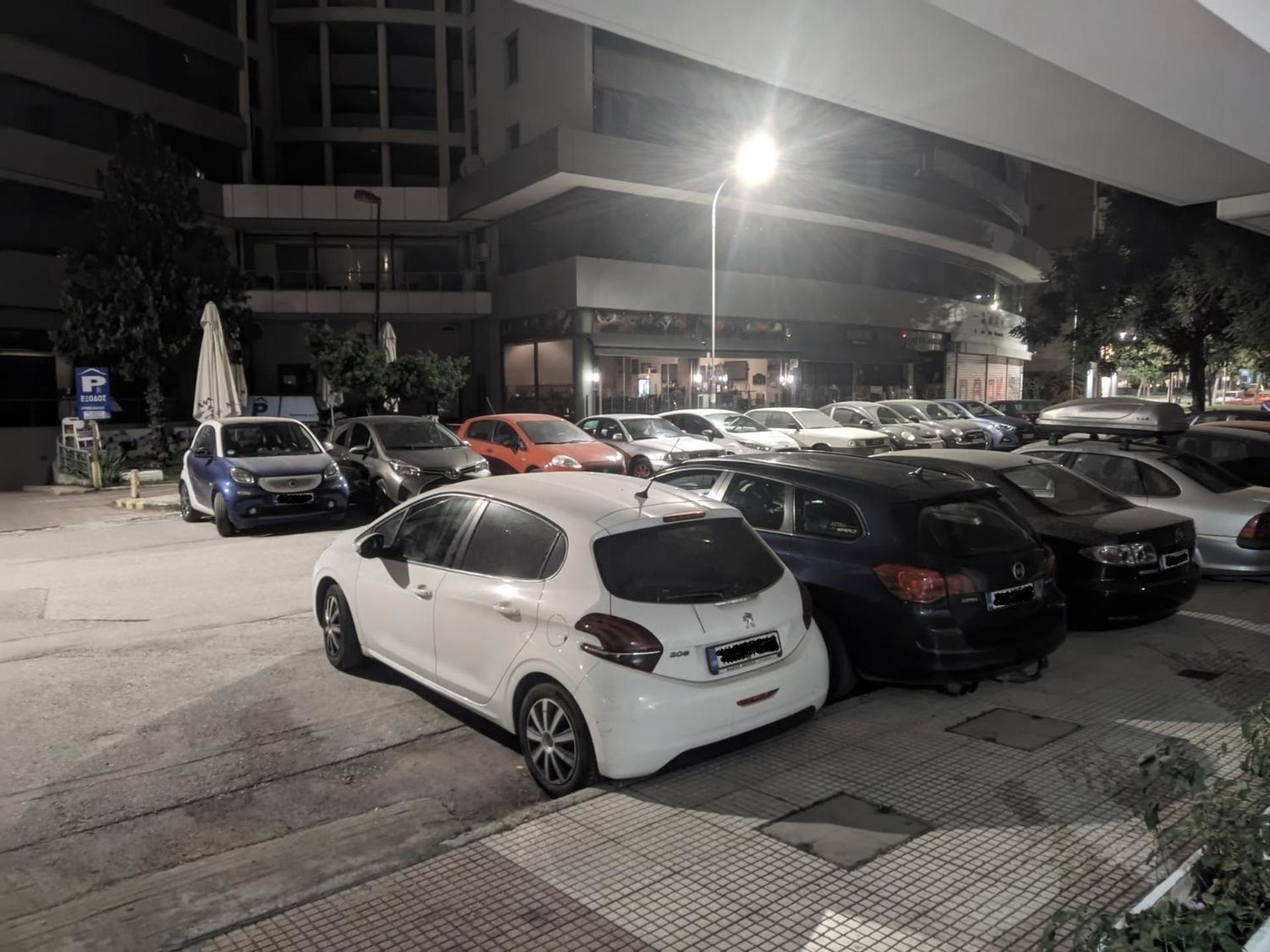 Cozy Apt! Friends & Family - Private Paid Parking Thessaloniki Exterior photo